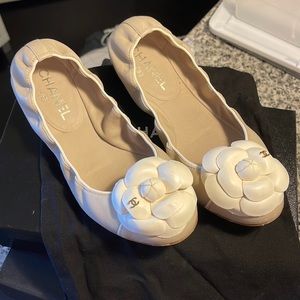 Chanel ballerina flats - beige/white leather adjustable